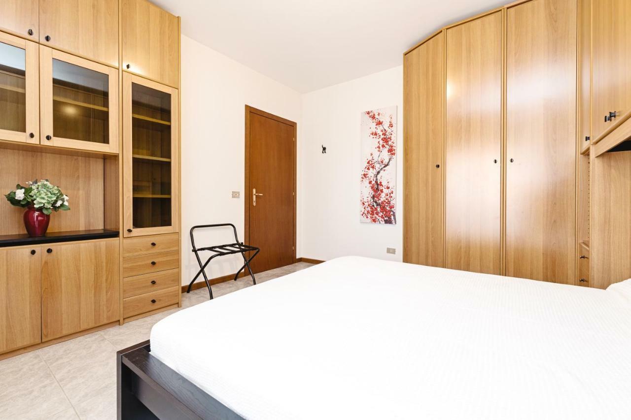 Colourful Flat Borgo Roma Leilighet Verona Eksteriør bilde